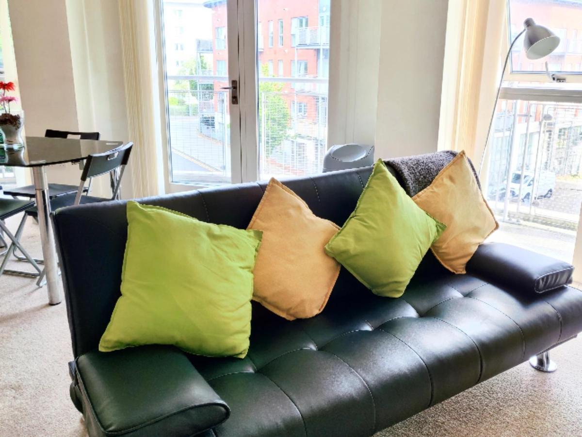 Parkview City Balcony Apartment With Self Checkin バーミンガム エクステリア 写真